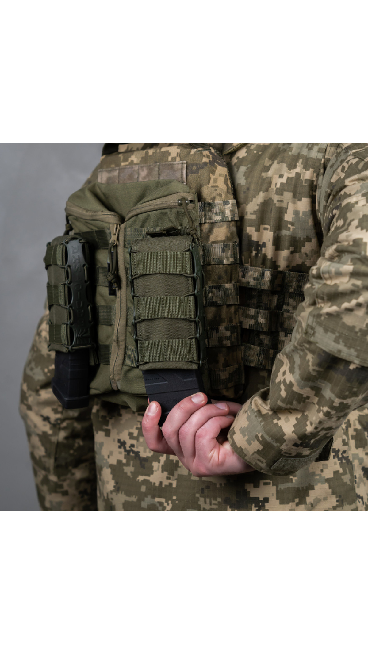 Підсумок під магазини АК/AR "Колчан" (Олива) Підсумок під магазини АК/AR "Колчан" (Олива)
