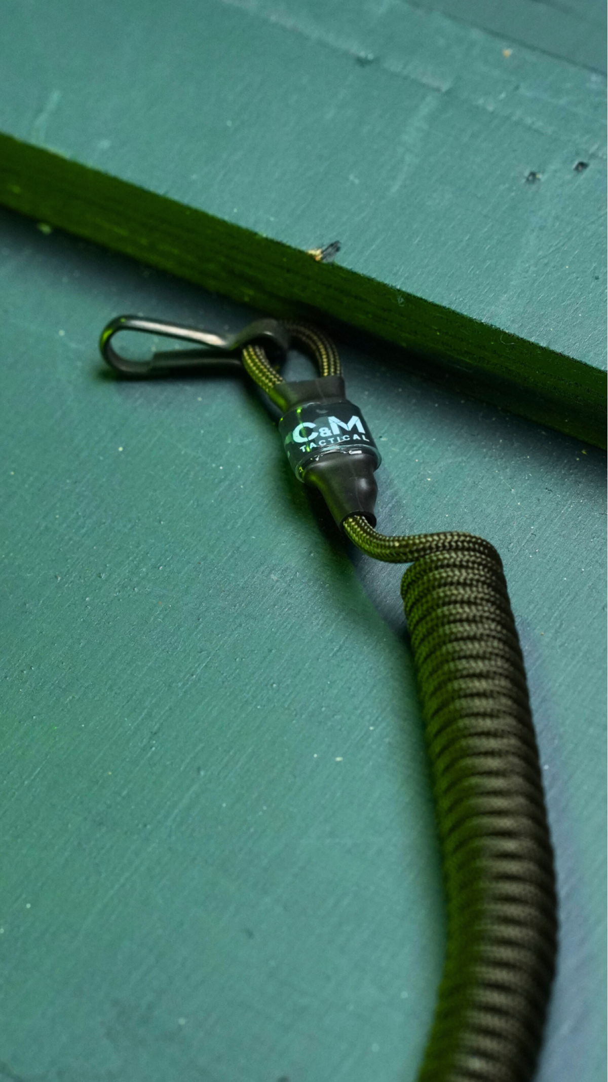 Тренчик "Комбі" с двумя карабинами (Спиральный | 3 мм | 31 см | Олива) ТМ C&M Tactical Тренчик "Комбі" с двумя карабинами (Спиральный | 3 мм | 31 см | Олива) ТМ C&M Tactical