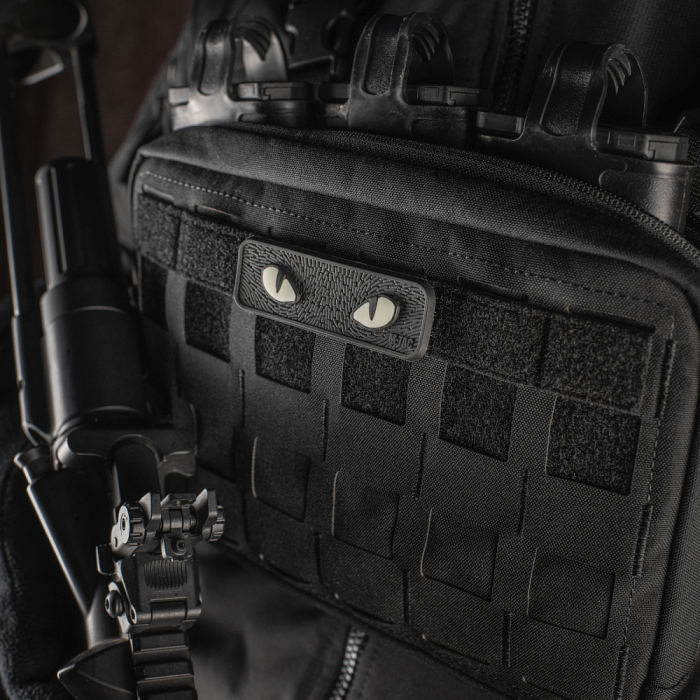 Світлонакопичувальний патч “Cat Eyes” [Зелені очі] (ПВХ | Чорний) ТМ M-Tac