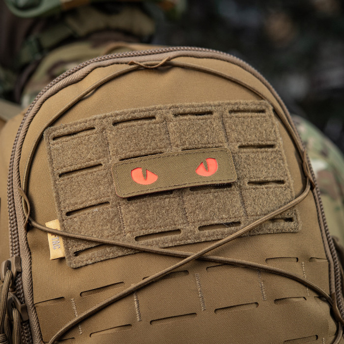 Світлонакопичувальний патч “Cat Eyes” [Червоні очі] (Кордура | Койот) ТМ M-Tac